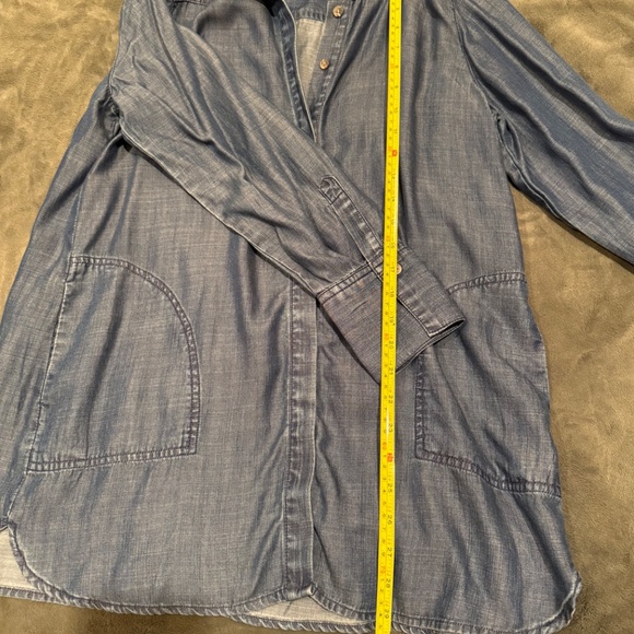 Chico's Soft Denim Button Top - Picture 4 of 7